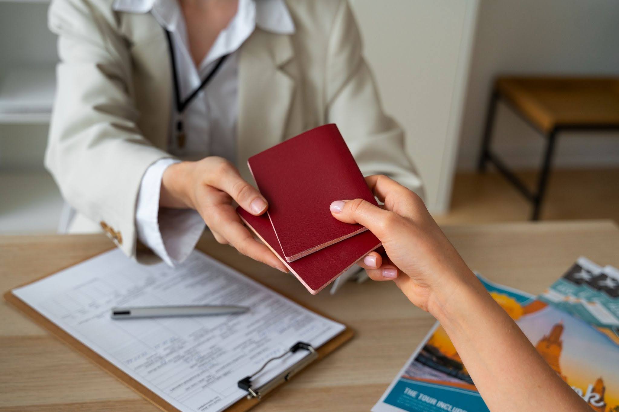 unnamed (1) Man, hand over the passport