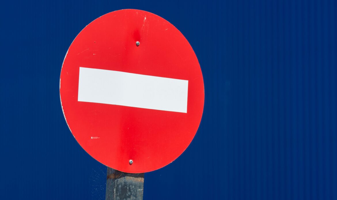 entry ban sign
