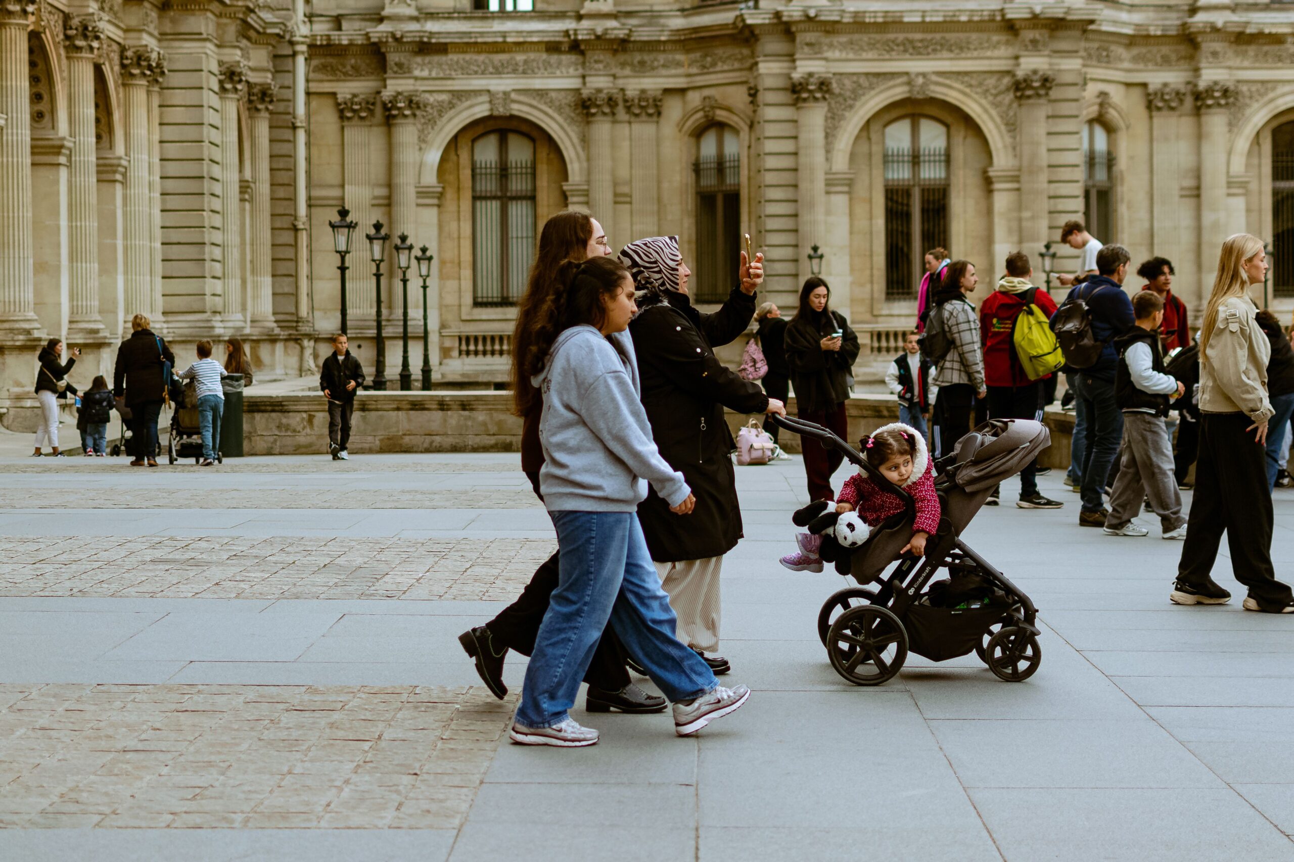 pexels-viniciusvieirafotografia-36526182 life in europe